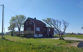 Grimsoy Lofoten House